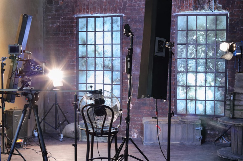 Thiết kế vách livestream, thiết kế phòng livetream, phòng livetream đẹp, vách livestream đẹp, pháp thường group. phapthuonggroup